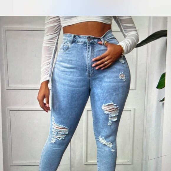 Source Unknown Pants - LIGHT RIPPED DENIM JEANS SIZE 18